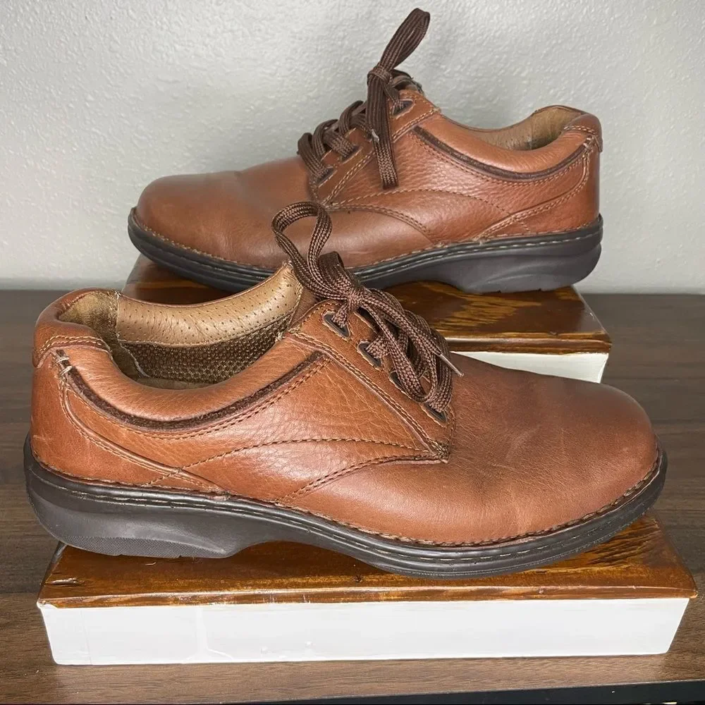 Florsheim Tan Mens Oxfords Style Casual Lace Up Shoes Style 13172-200 Size 9M